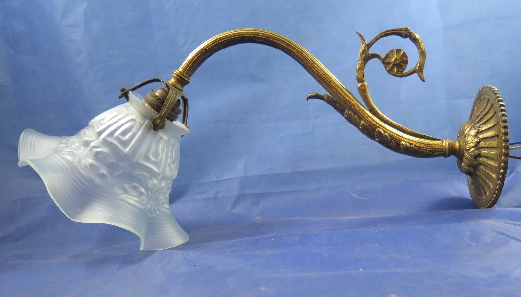 antique wall light 4384